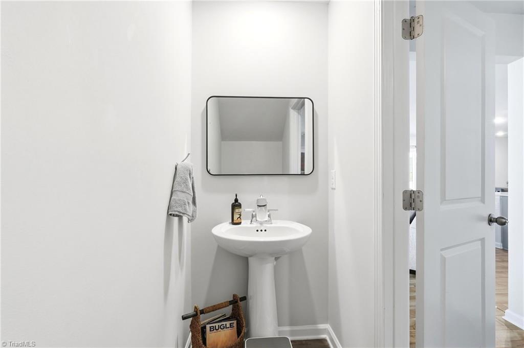 2949 Legacy Rdg Lane Catawba, NC 28609 - Photo 5 of 42