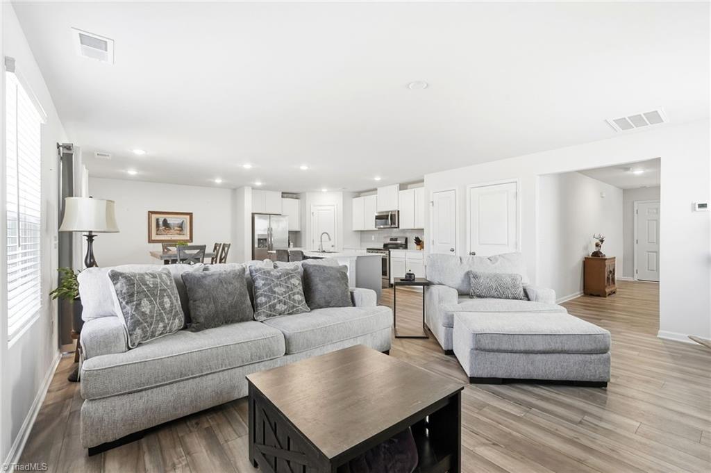 2949 Legacy Rdg Lane Catawba, NC 28609 - Photo 7 of 42