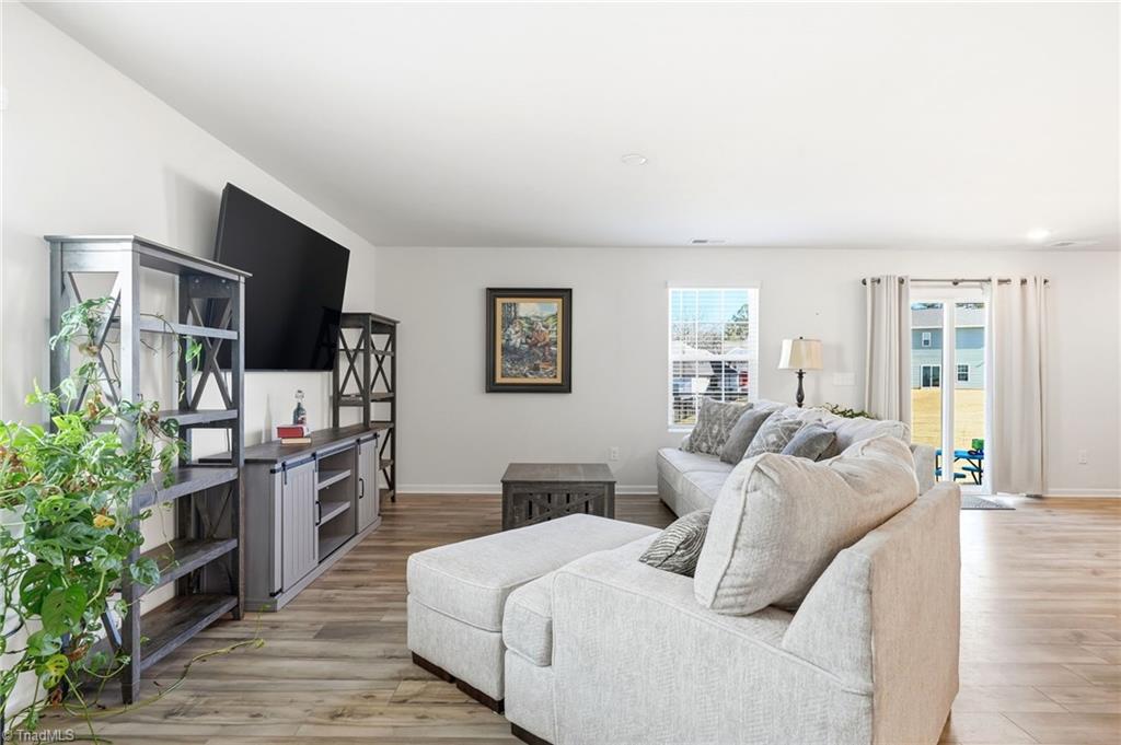 2949 Legacy Rdg Lane Catawba, NC 28609 - Photo 9 of 42