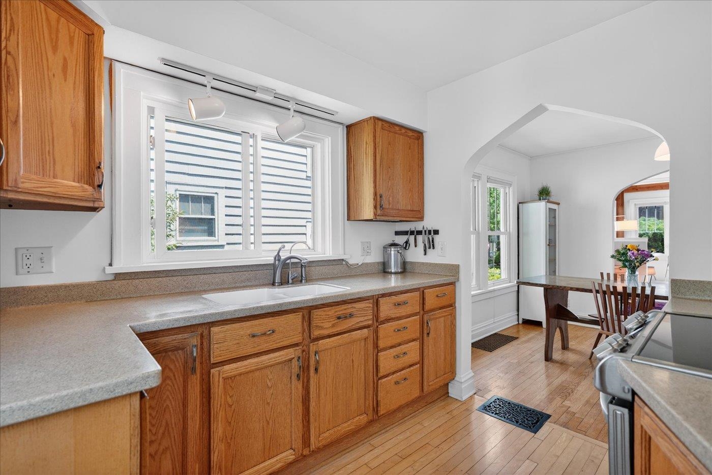 316 Grand Madison, WI 53705 - Photo 25 of 53