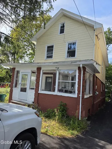 $280,000 | 118 North Allen Street, Albany, NY 12203