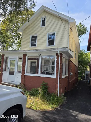 $280,000 | 118 North Allen Street, Albany, NY 12203