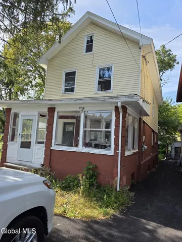 $280,000 | 118 North Allen Street, Albany, NY 12203