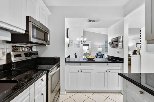 $195,000 | 15453 Lakes Of Delray Boulevard, Unit 207, Delray Beach, FL 33484
