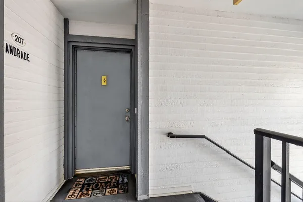 $195,000 | 15453 Lakes Of Delray Boulevard, Unit 207, Delray Beach, FL 33484