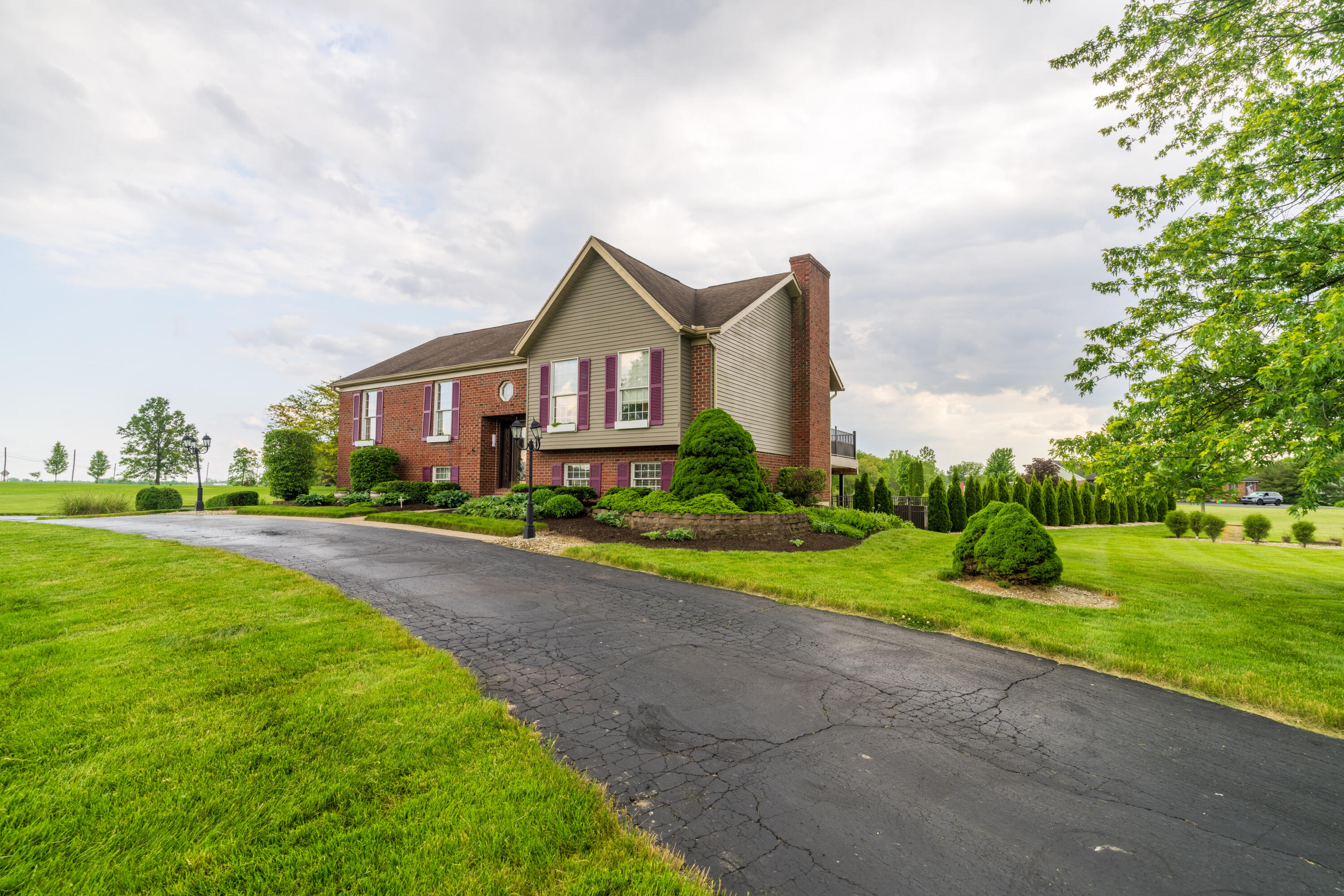 1431 Kuther Road Sidney, OH 45365 - Photo 5 of 41 Gallery Image 5