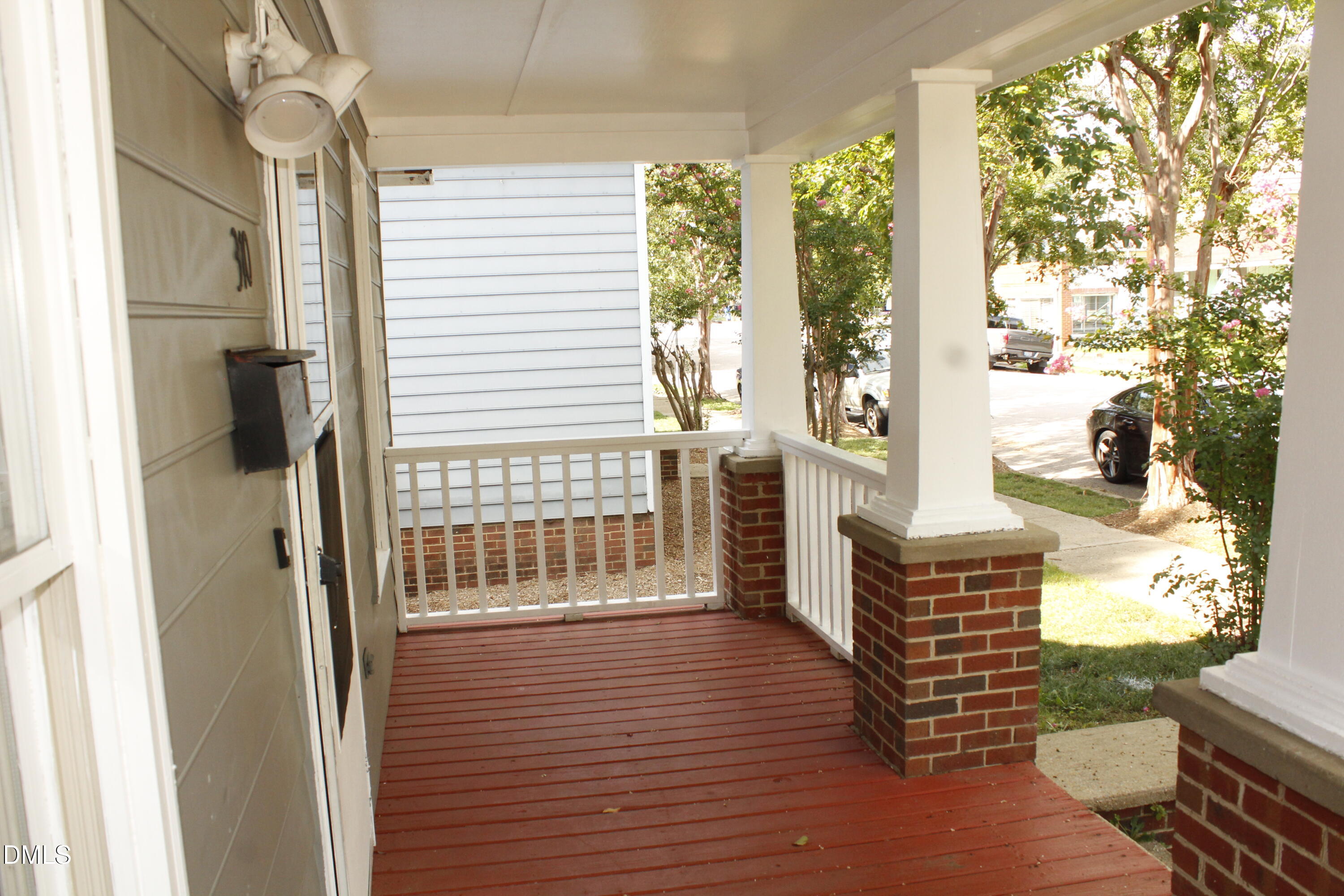 310 South East Street Raleigh, NC 27601 - Photo 3 of 12 Front Porch 2