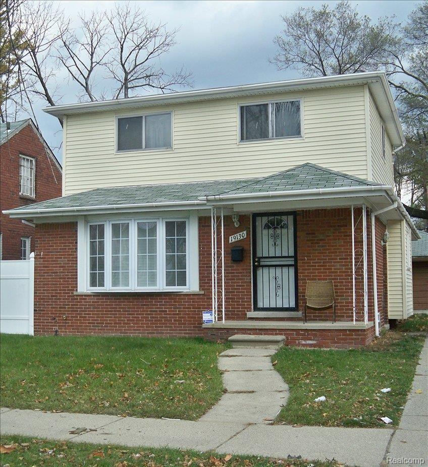 19130 Rutherford Street Detroit, MI 48235 - Photo 1 of 3 100_4293