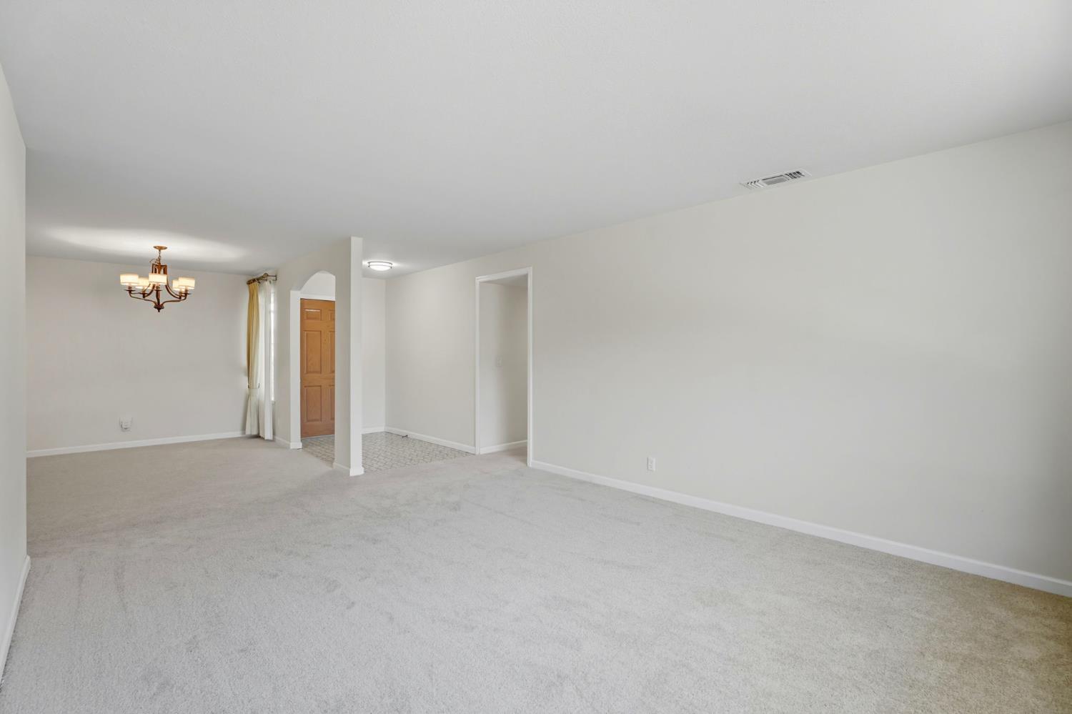 9057 Caldera Way Sacramento, CA 95826 - Photo 12 of 52