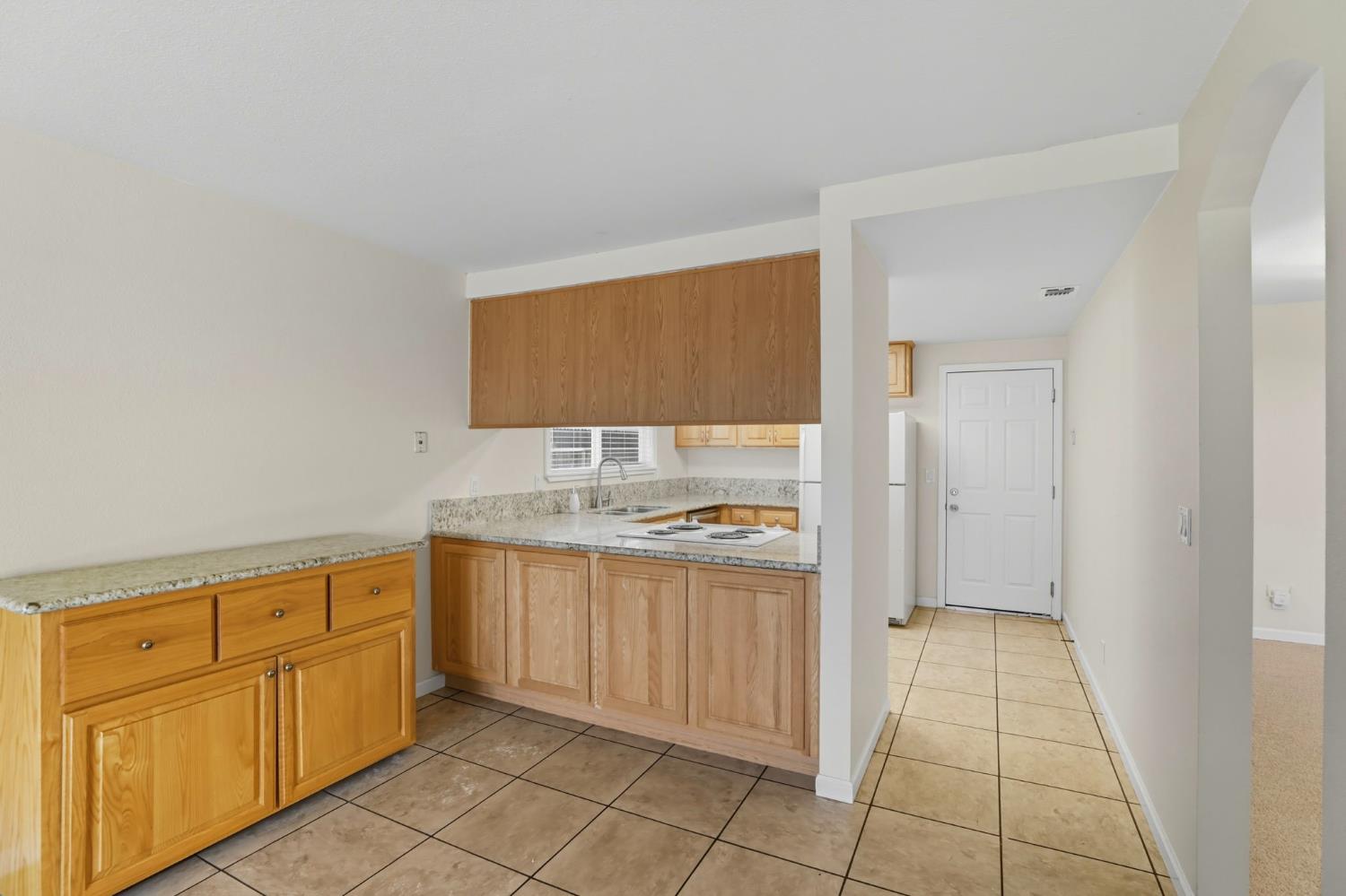 9057 Caldera Way Sacramento, CA 95826 - Photo 21 of 52