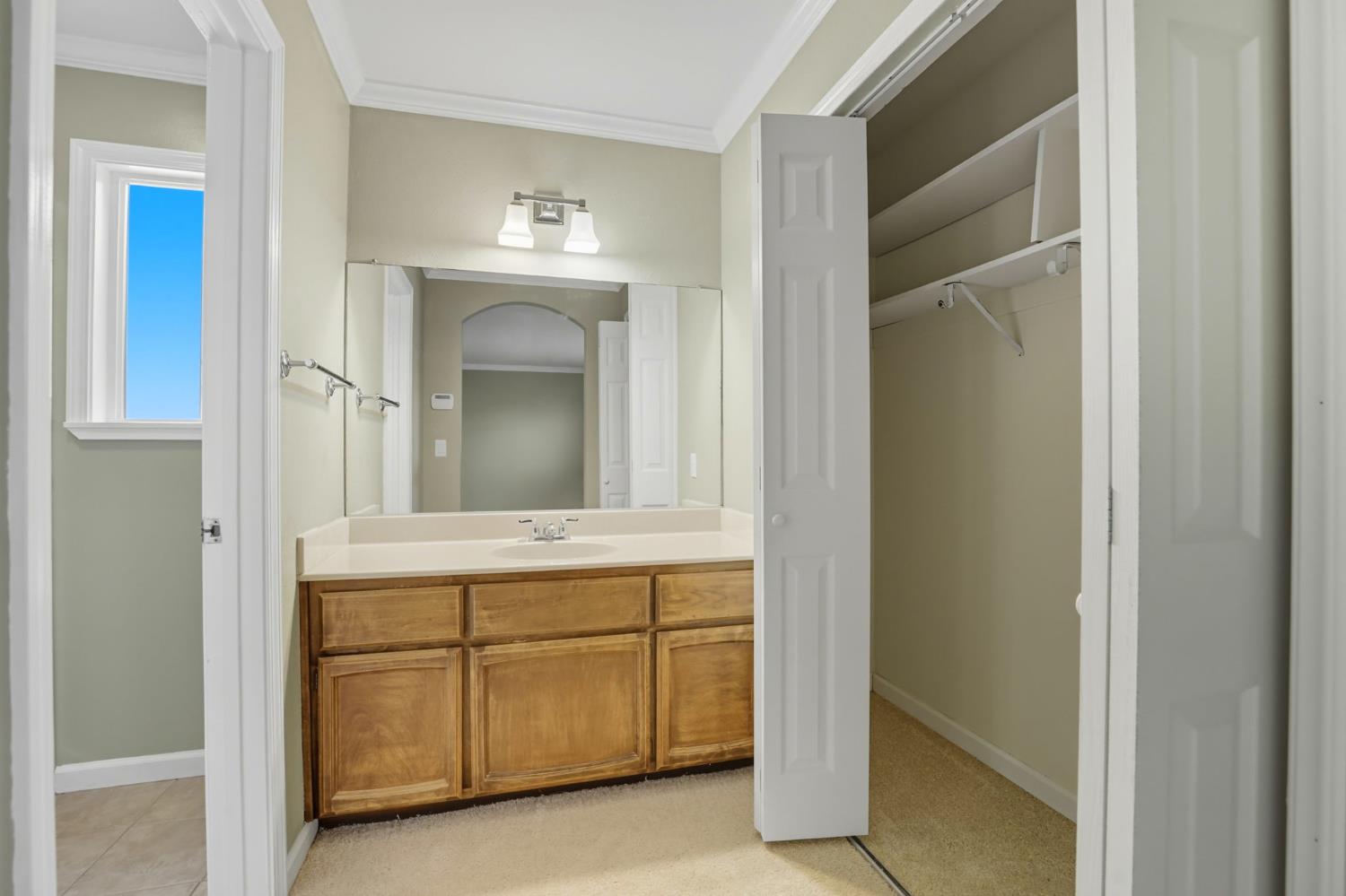 9057 Caldera Way Sacramento, CA 95826 - Photo 39 of 52