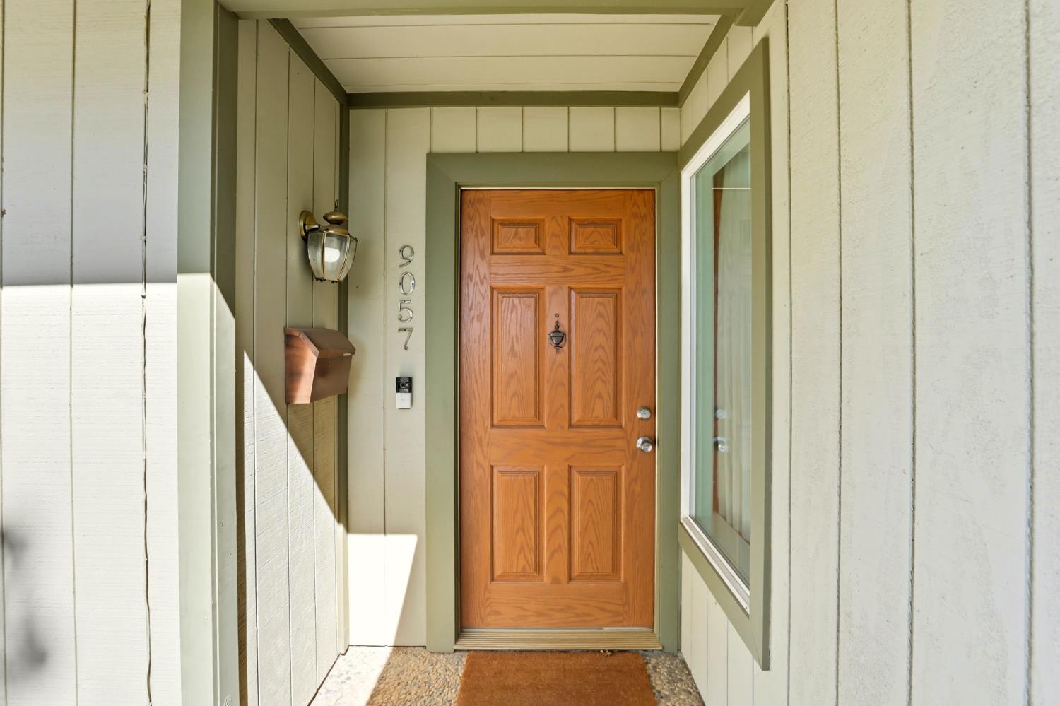 9057 Caldera Way Sacramento, CA 95826 - Photo 4 of 52