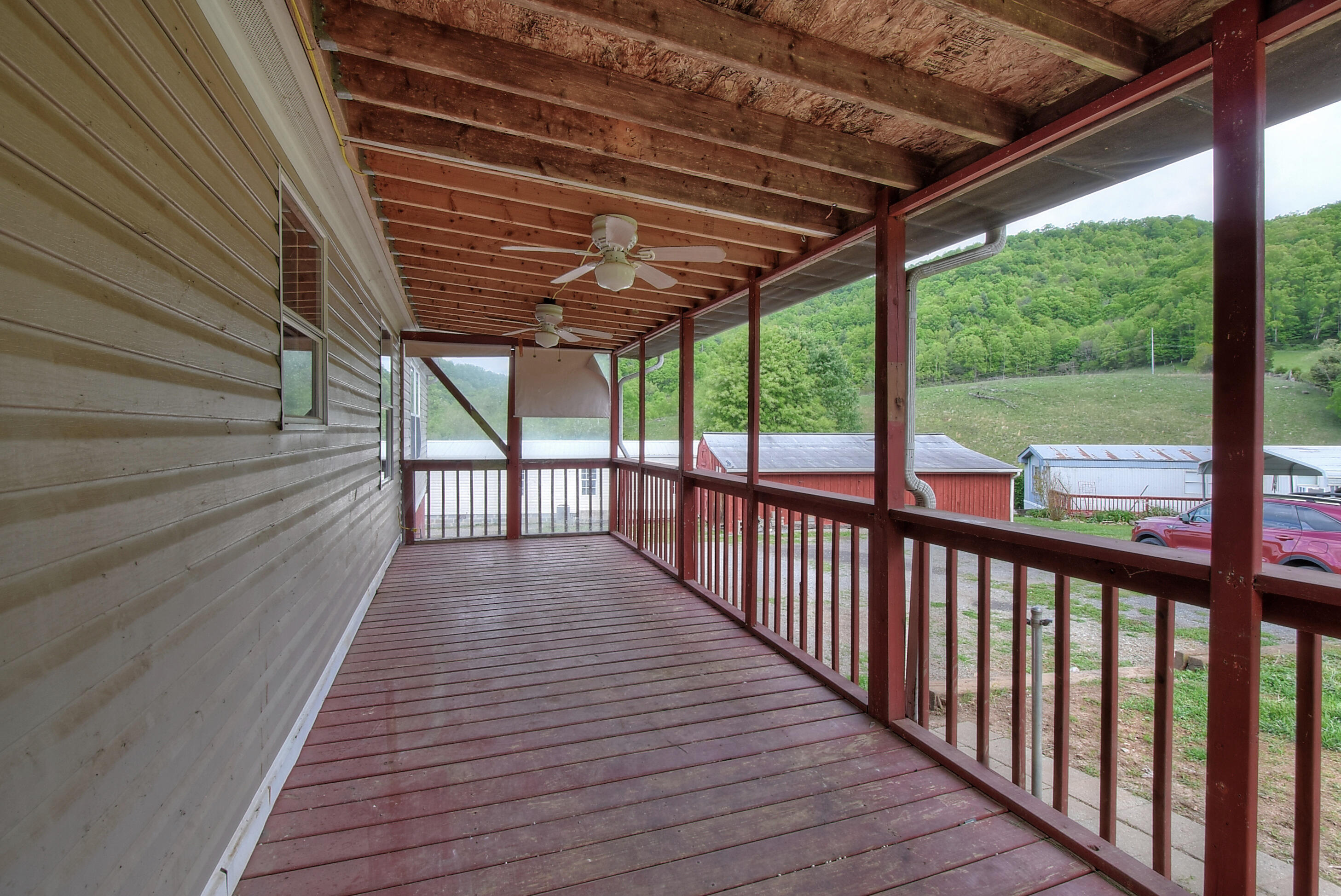 125 Ug Buckles Road Elizabethton, TN 37643 - Photo 28 of 36 DSC_0433_4_5_6_7_8
