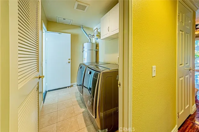 a view of a bathroom with utility room