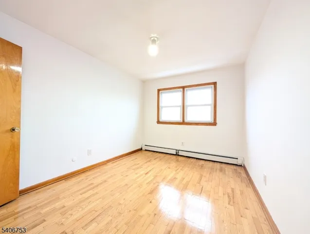 $2,500 | 519 Davis Avenue, Unit 2, Kearny, NJ 07032