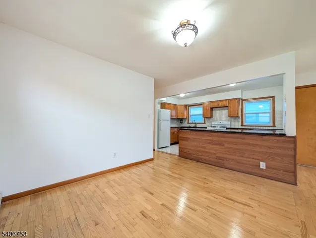 $2,500 | 519 Davis Avenue, Unit 2, Kearny, NJ 07032