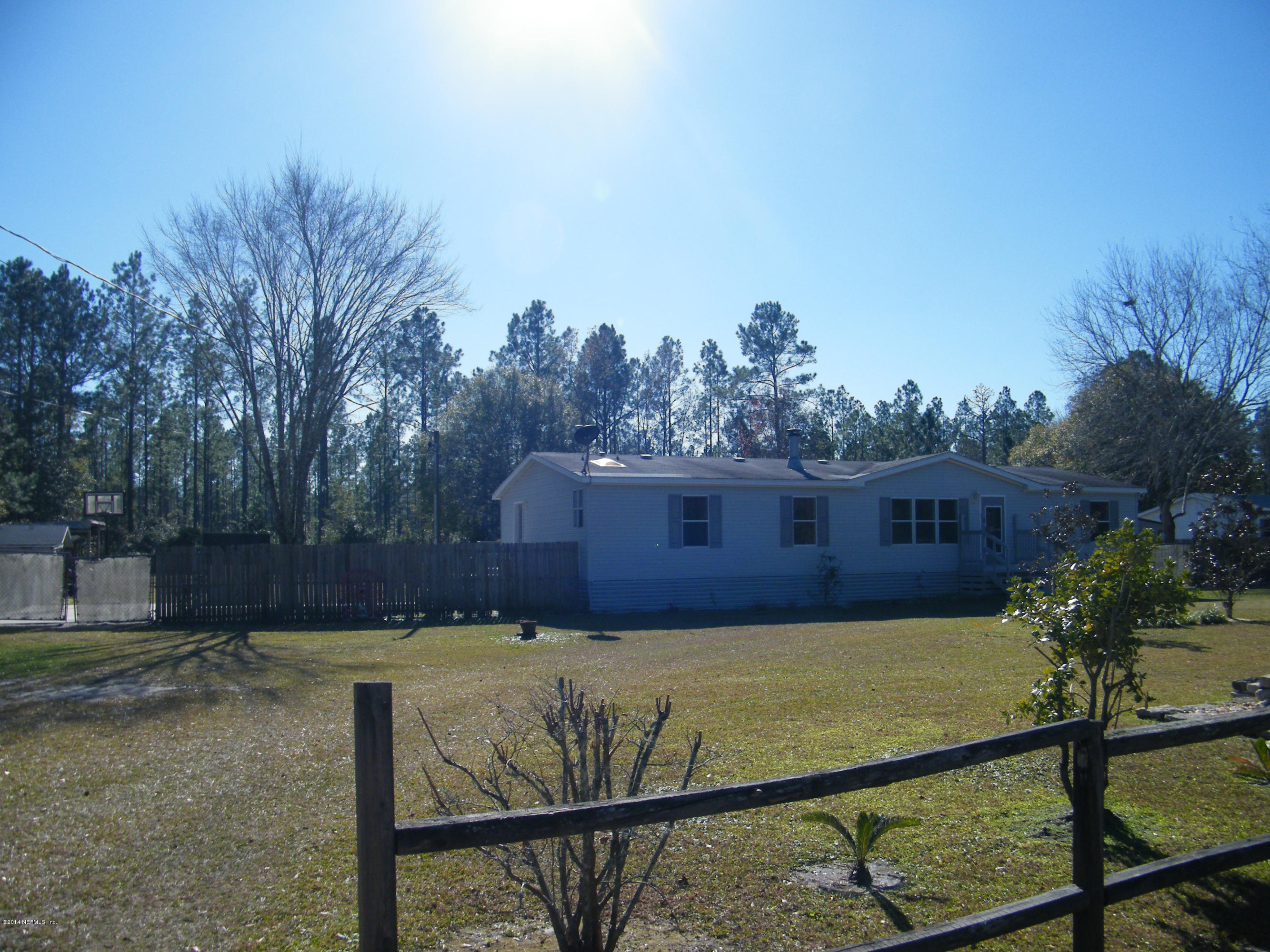 543 Kay Road Middleburg, FL 32068 - Photo 3 of 28 Frt yard, left