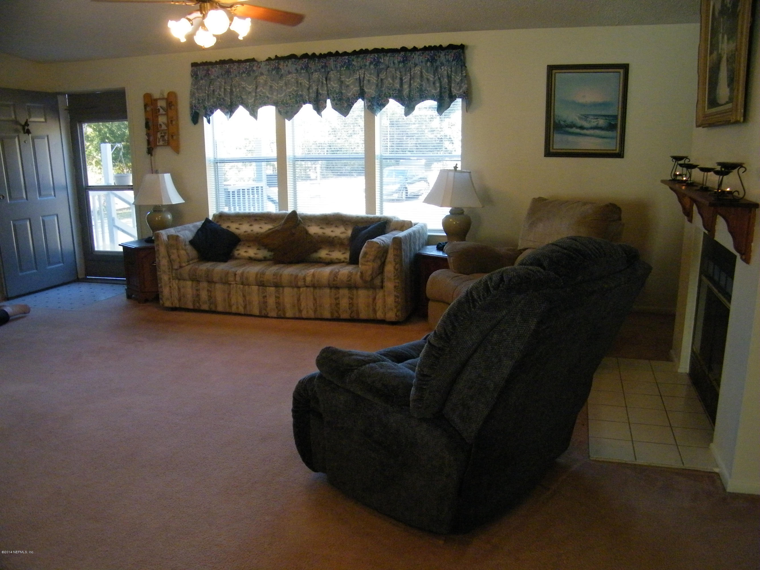 543 Kay Road Middleburg, FL 32068 - Photo 5 of 28 LR/frt door