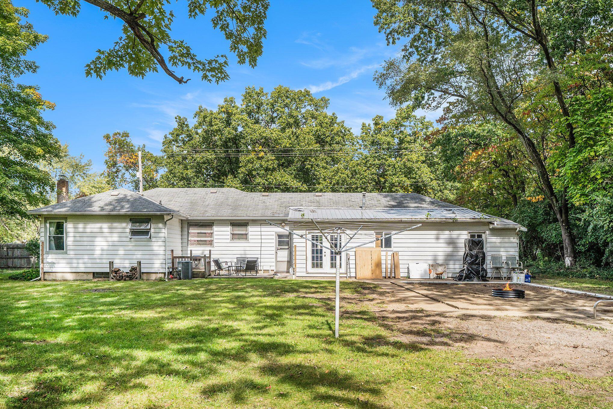1208 Fulkerson Road Niles, MI 49120 - Photo 27 of 28 1208 Fulkerson rear