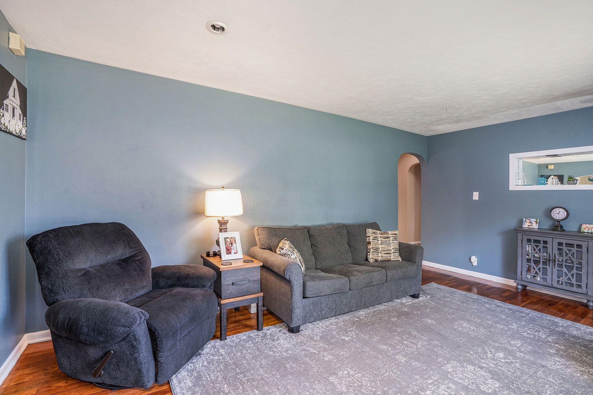 1208 Fulkerson Road Niles, MI 49120 - Photo 4 of 28 1208 Fulkerson living room 2nd photo