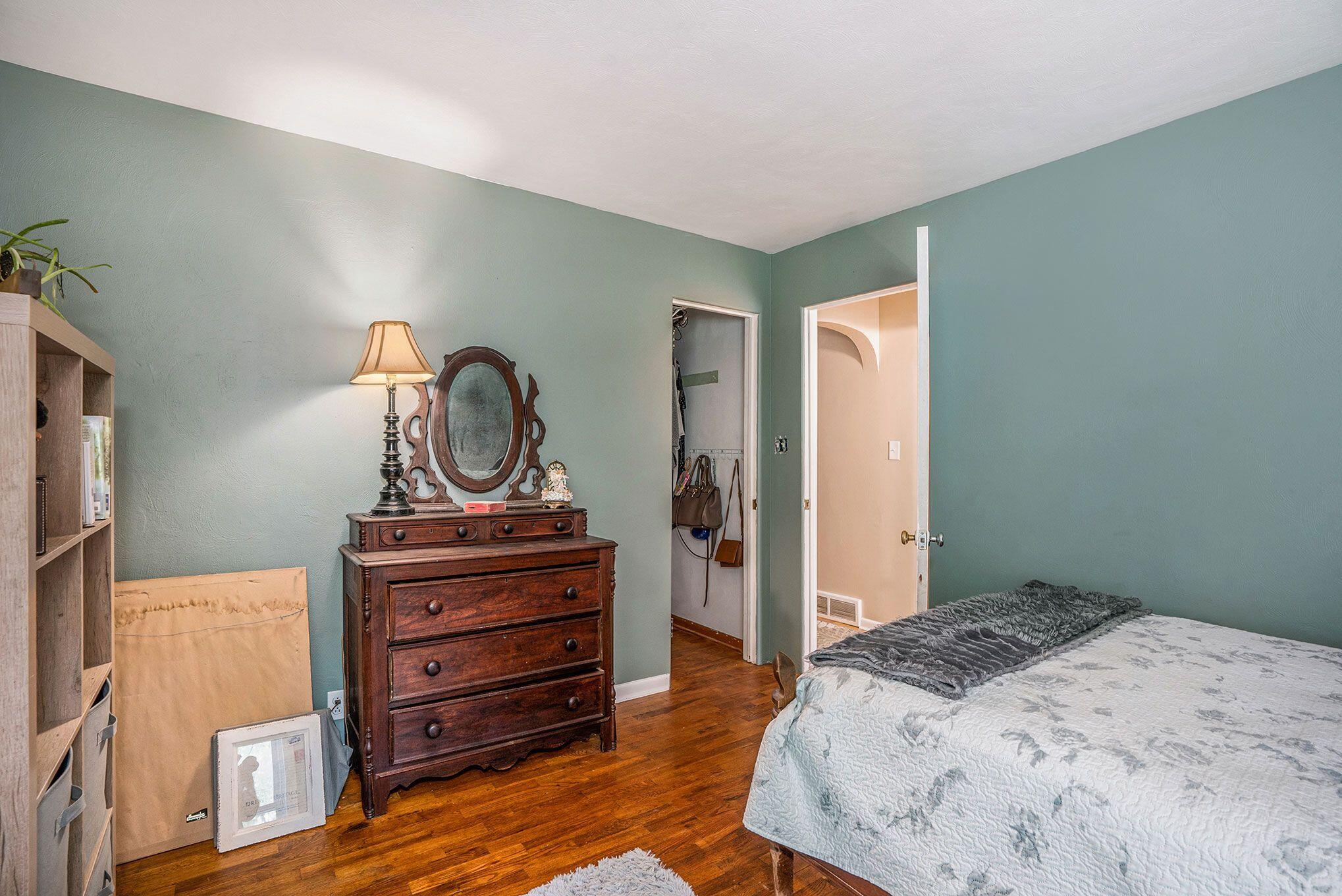 1208 Fulkerson Road Niles, MI 49120 - Photo 10 of 28 1208 Fulkerson Main BR 2nd photo