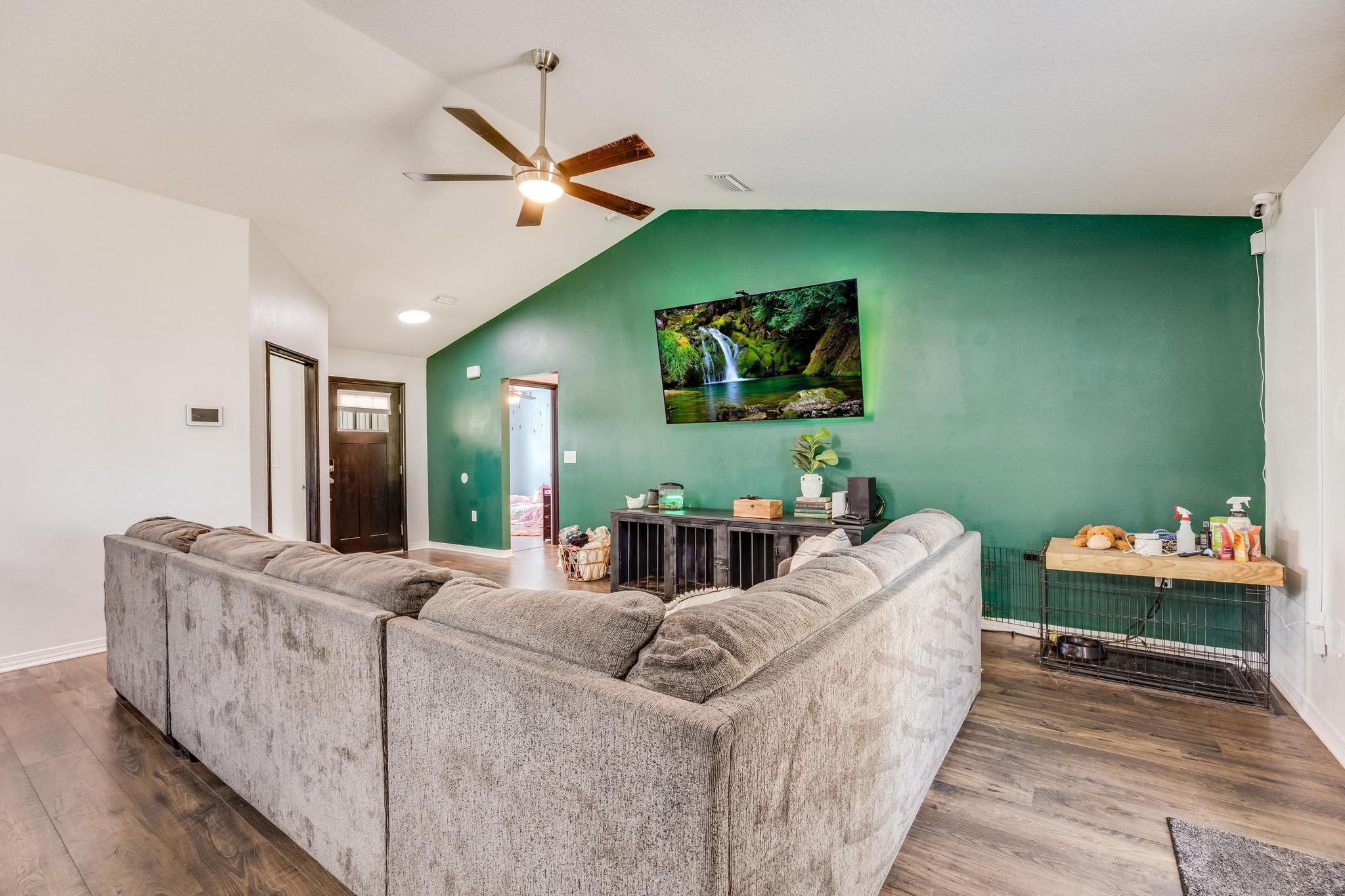 3381 Auburn Road Crestview, FL 32539 - Photo 7 of 46 a living room with furniture and a large window