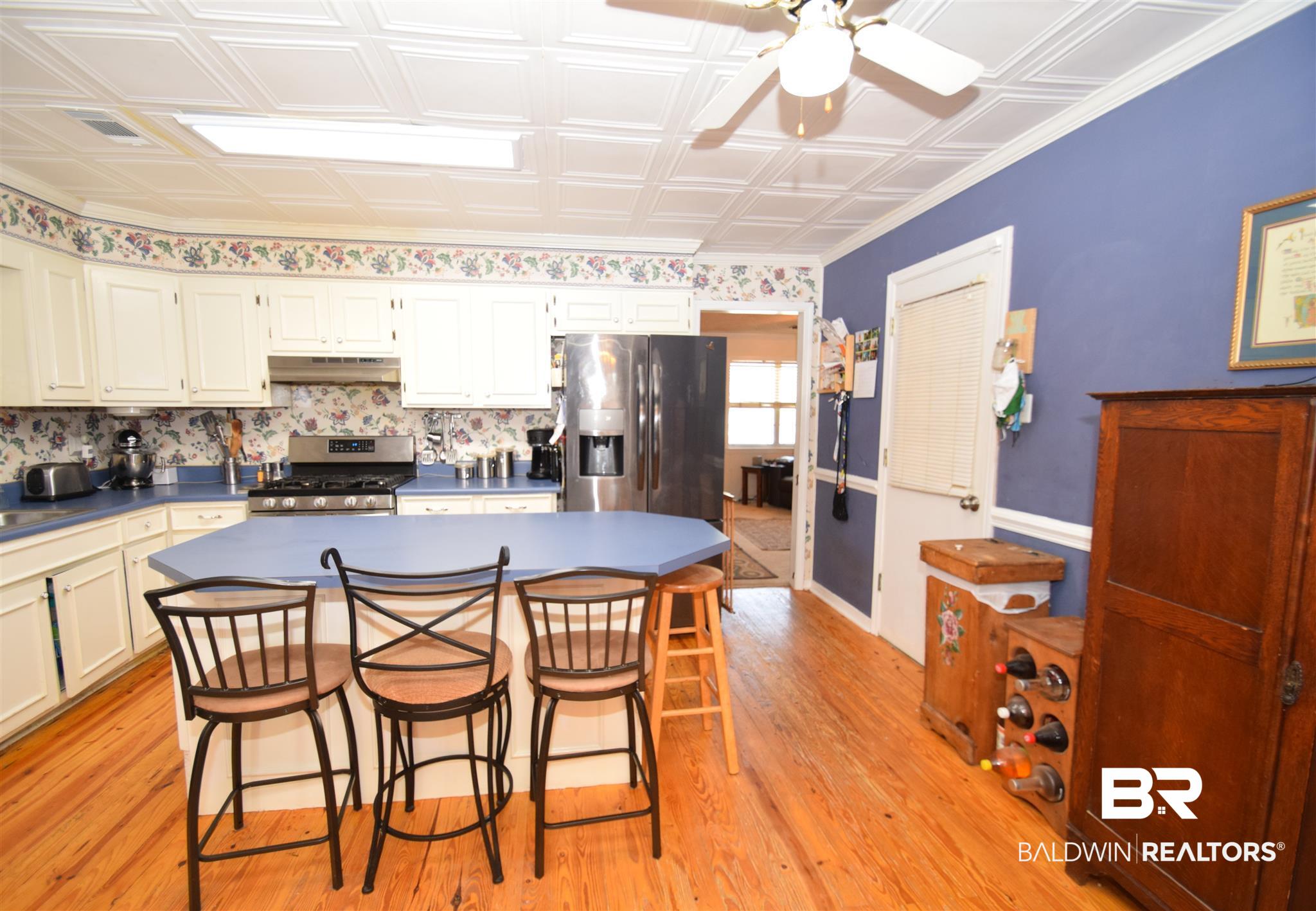1705 Alta Court Mobile, AL 36609 - Photo 3 of 22