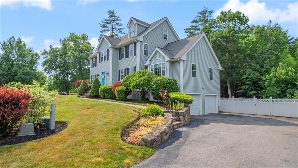 52 Spencer Knowles Road Rowley, MA 01969 - Photo 3 of 39 Gallery Image 3