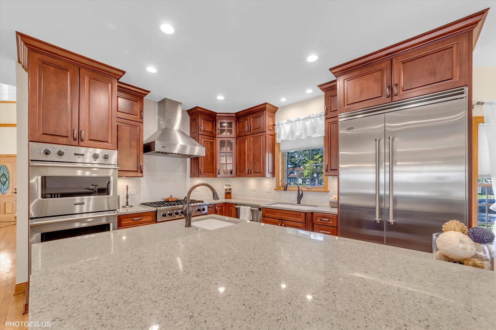 301 South Prospect Avenue Park Ridge, IL 60068 - Photo 11 of 68 Gallery Image 11