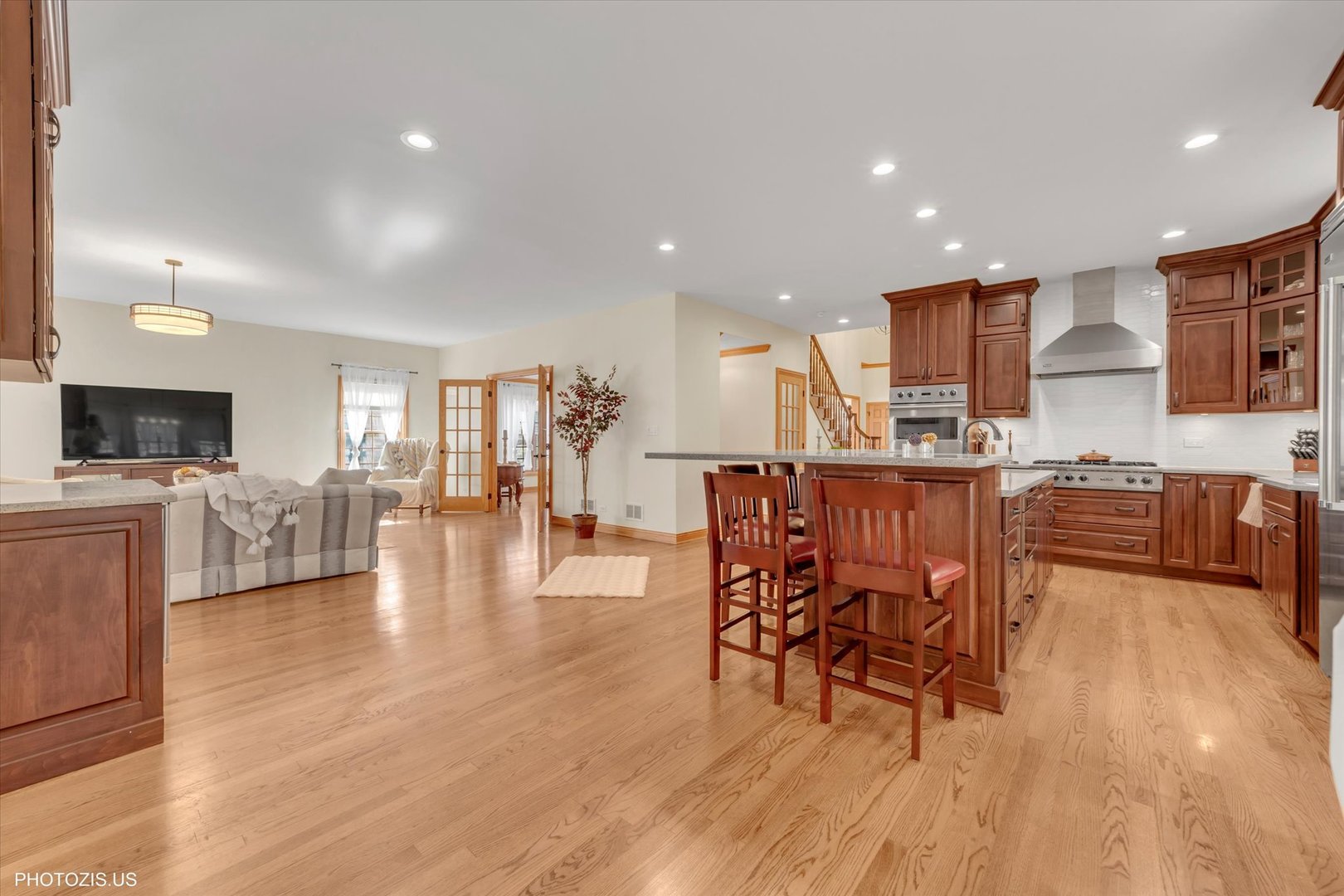 301 South Prospect Avenue Park Ridge, IL 60068 - Photo 12 of 68 Gallery Image 12