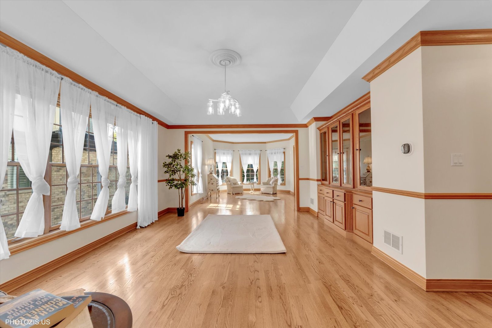 301 South Prospect Avenue Park Ridge, IL 60068 - Photo 25 of 68 Gallery Image 25