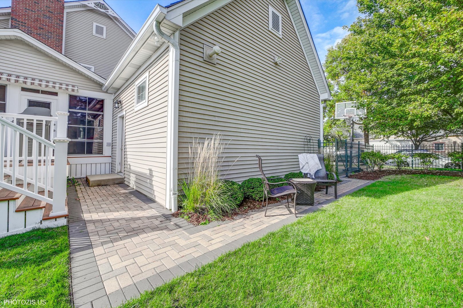 301 South Prospect Avenue Park Ridge, IL 60068 - Photo 62 of 68 Gallery Image 62