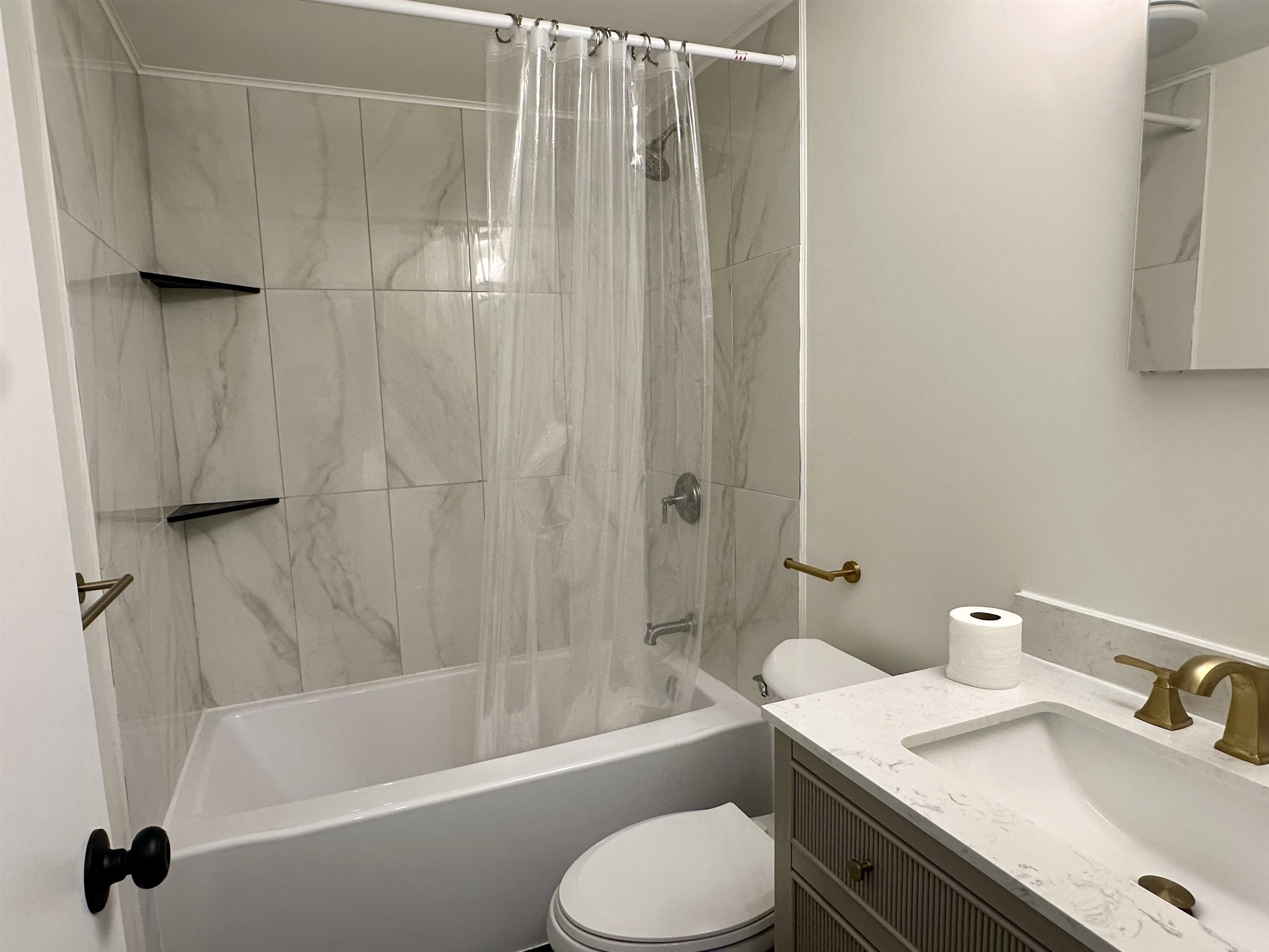 60 Spring Cove Road, Unit 60 Nashua, NH 03062 - Photo 13 of 30