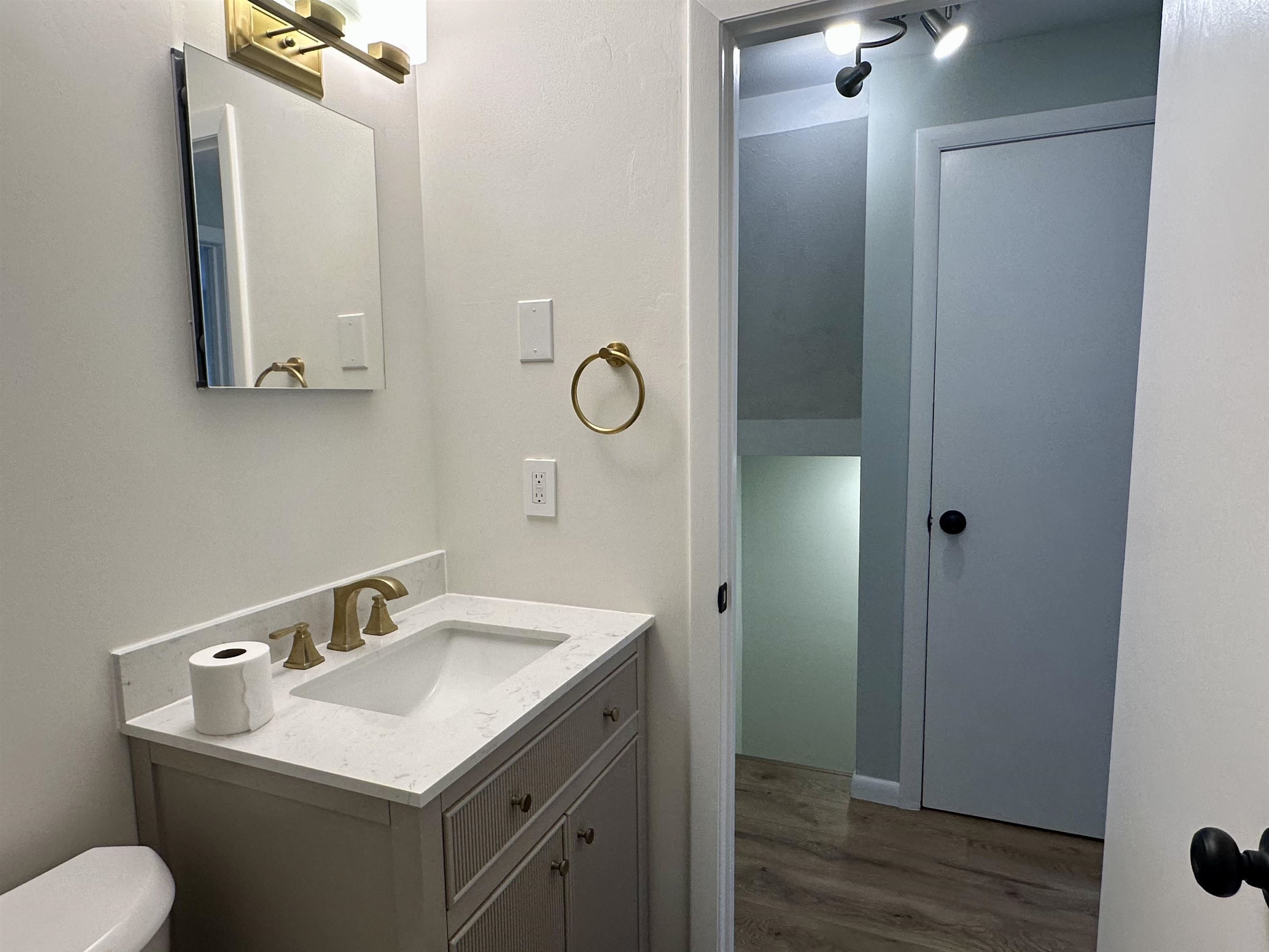 60 Spring Cove Road, Unit 60 Nashua, NH 03062 - Photo 14 of 30