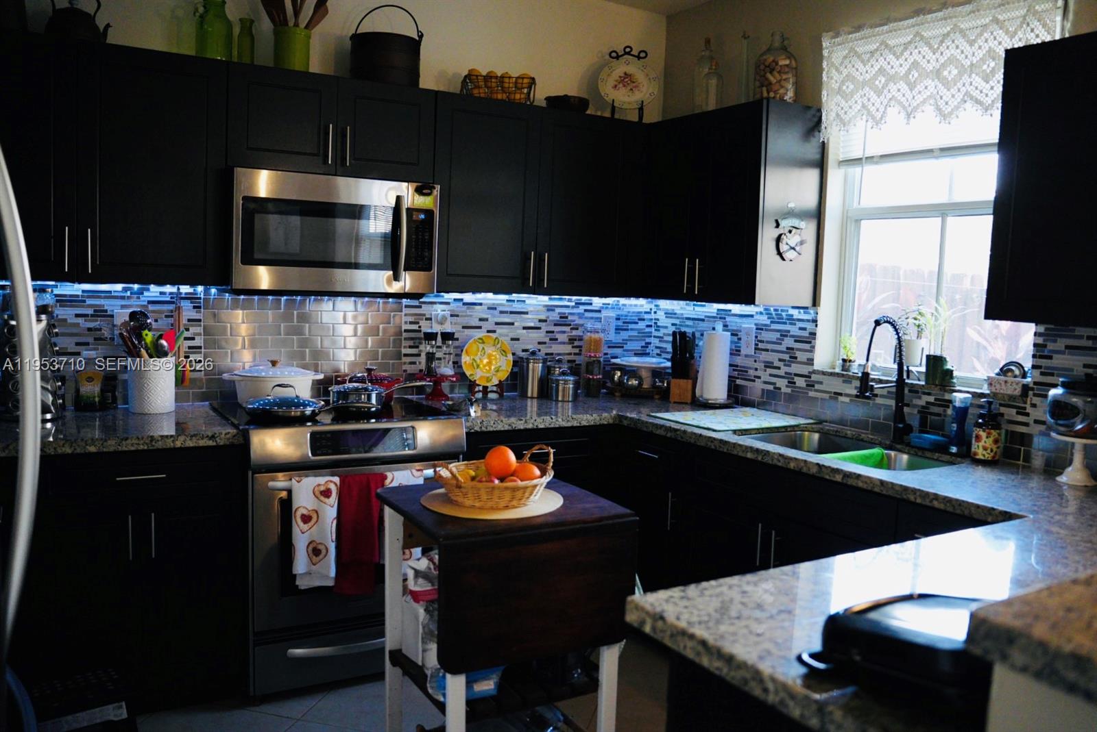 13865 Southwest 275th Terrace Homestead, FL 33032 - Photo 4 of 20