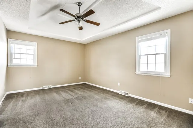 $2,495 | 14916 West 65th Street, Shawnee, KS 66216