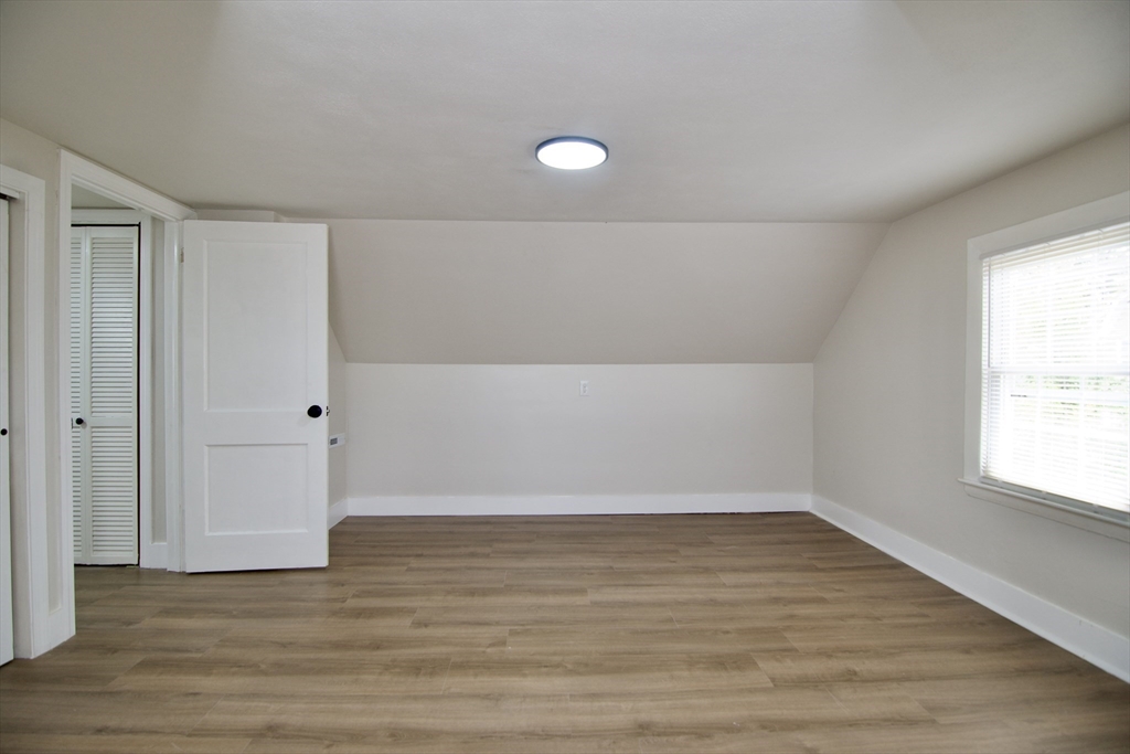 1657 Carew Street Springfield, MA 01104 - Photo 30 of 42