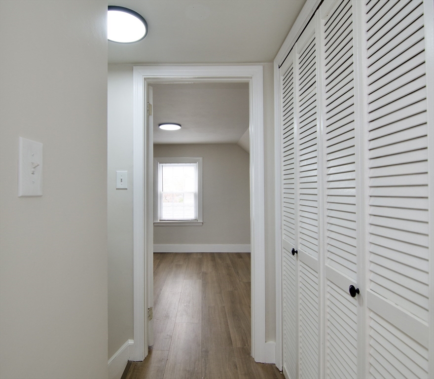 1657 Carew Street Springfield, MA 01104 - Photo 31 of 42