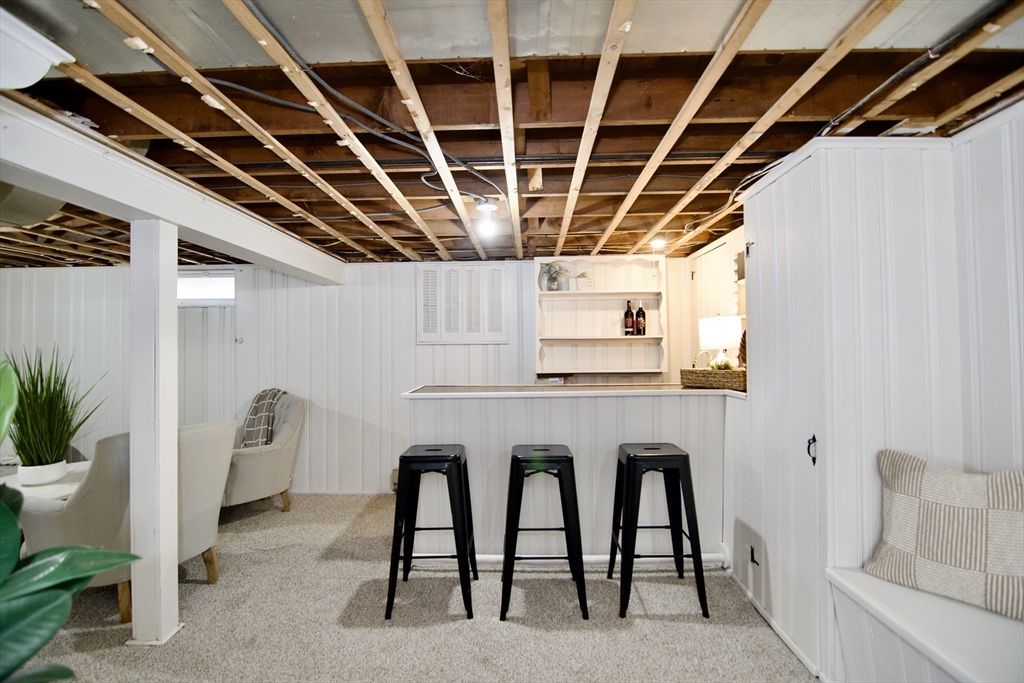 1657 Carew Street Springfield, MA 01104 - Photo 36 of 42