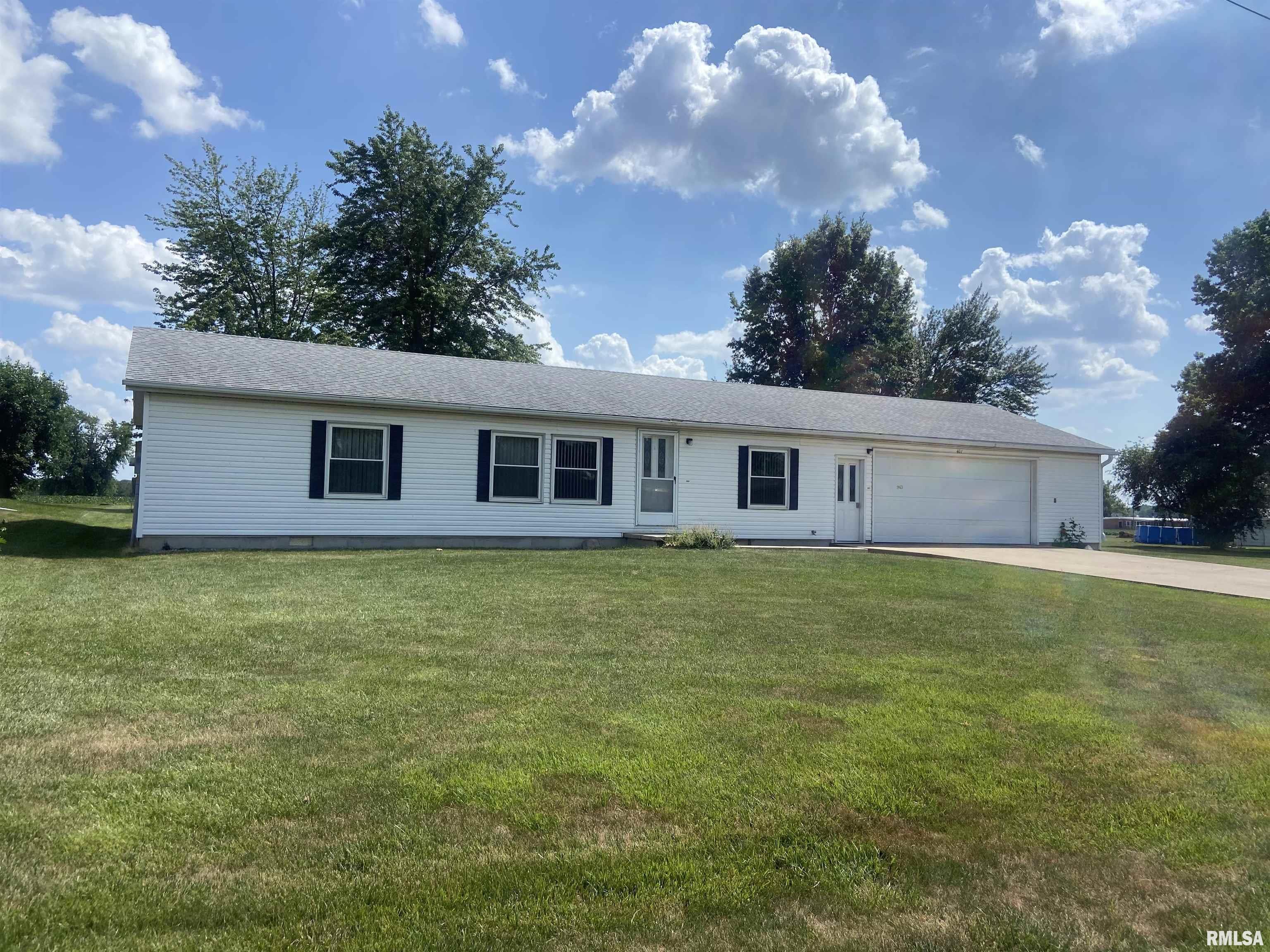 407 East York Street Camp Point, IL 62320 - Photo 1 of 1 Gallery Image 1