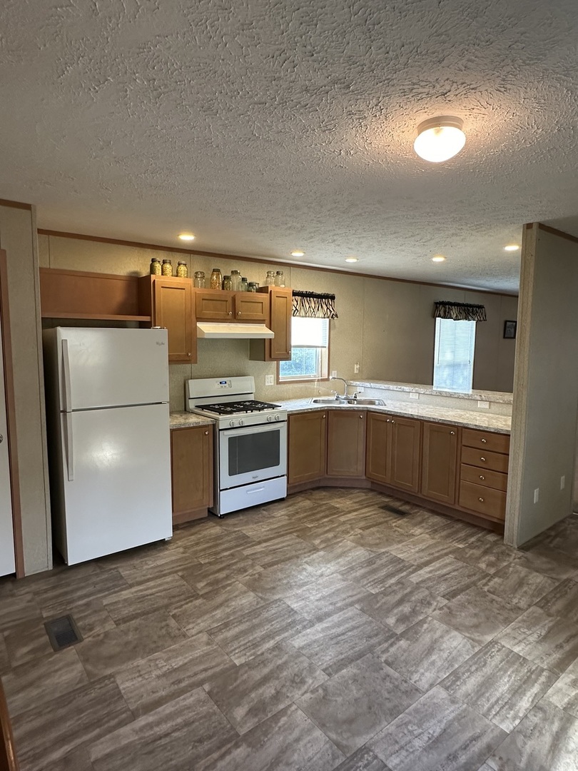 52 E Route Magnolia, IL 61336 - Photo 3 of 4 Gallery Image 3