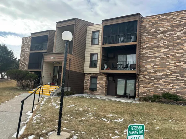 $140,000 | 4460 South Poplar Street, Unit 205, Casper, WY 82601