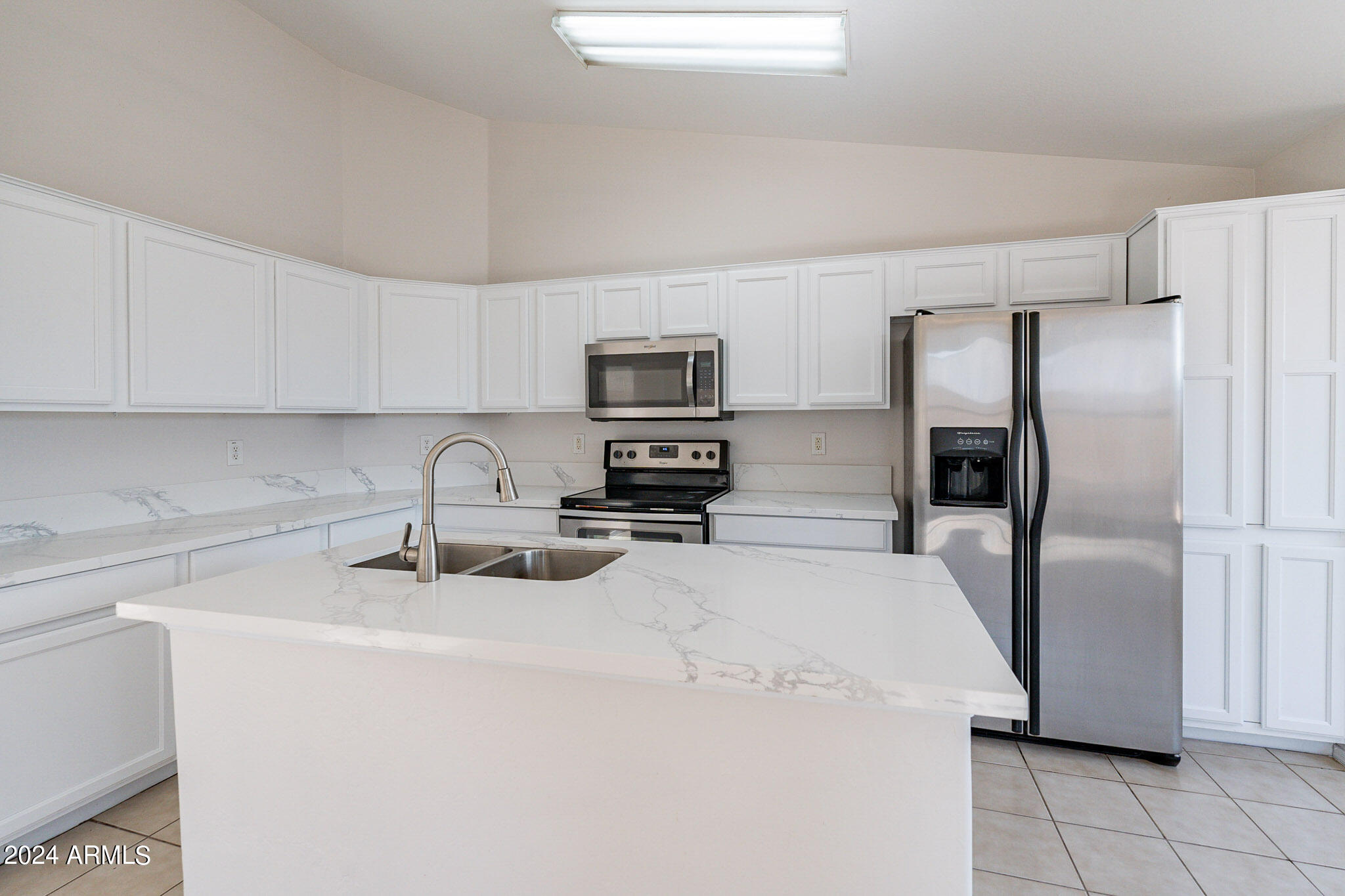 9829 West Heber Road Tolleson, AZ 85353 - Photo 5 of 13 heber-12