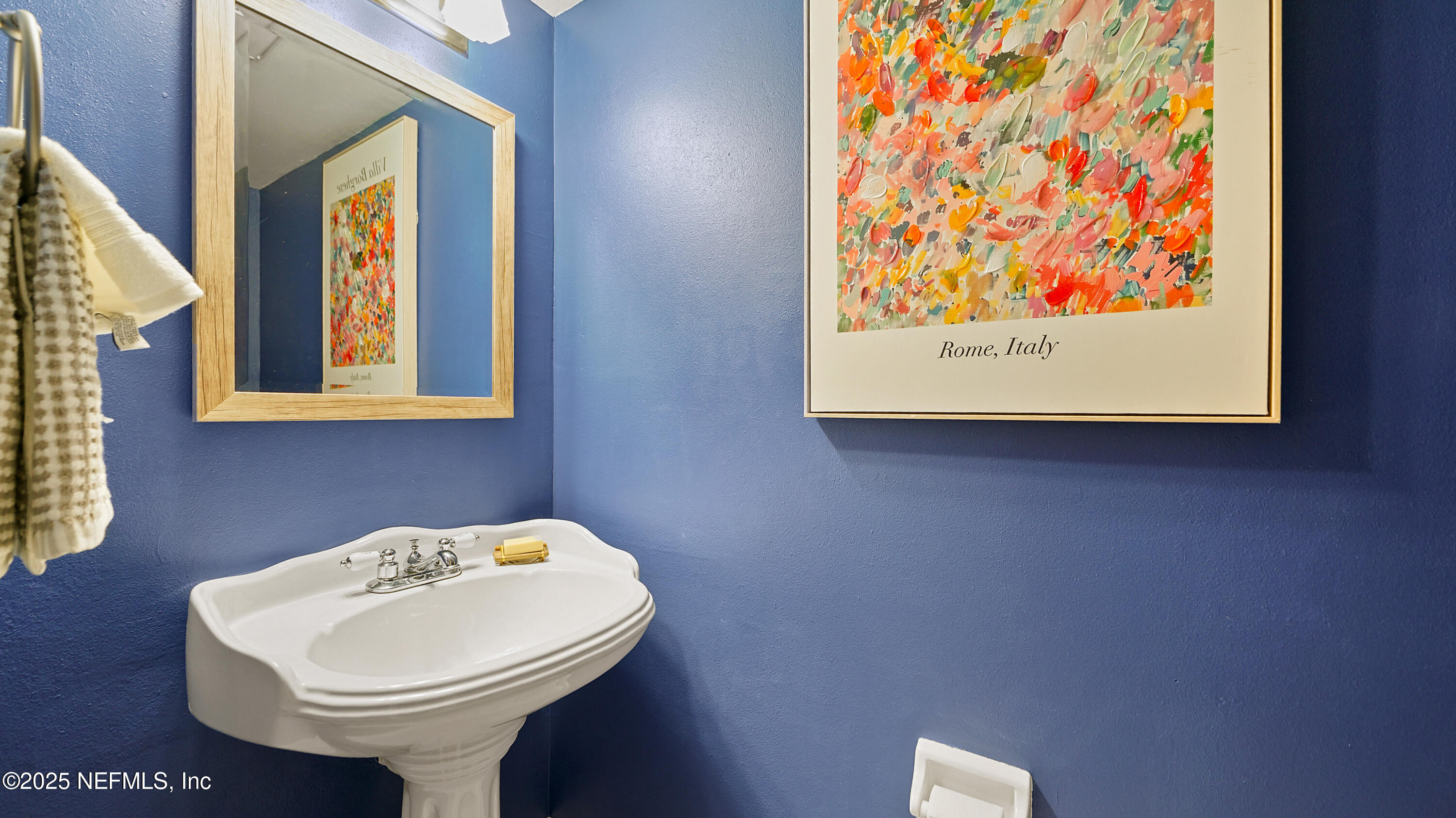 2233 Seminole Road, Unit 7 Atlantic Beach, FL 32233 - Photo 18 of 52 Powder Room