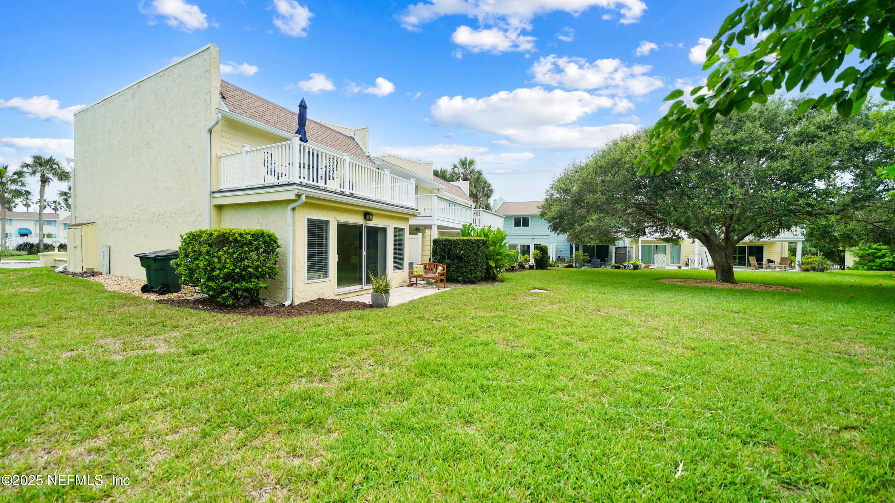 2233 Seminole Road, Unit 7 Atlantic Beach, FL 32233 - Photo 46 of 52 a view of house with a garden