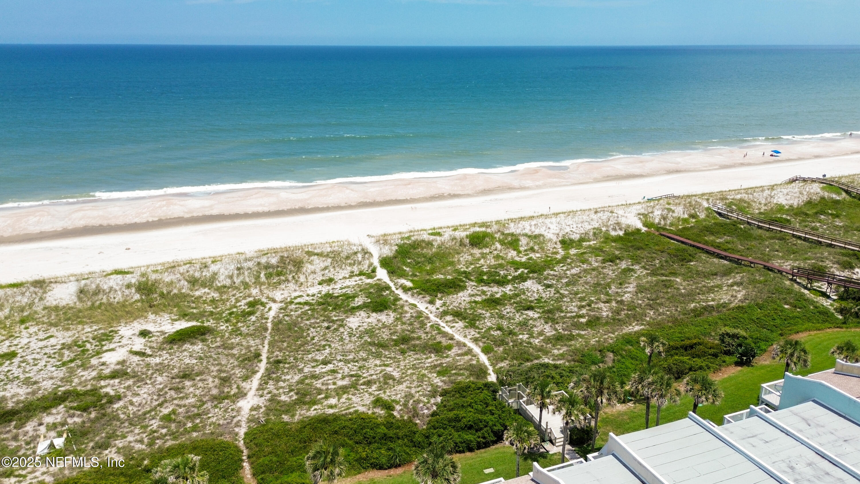 2233 Seminole Road, Unit 7 Atlantic Beach, FL 32233 - Photo 51 of 52 a view of a yard