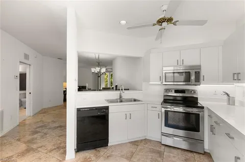 $289,900 | 3745 Fieldstone Boulevard, Unit 1102, Naples, FL 34109