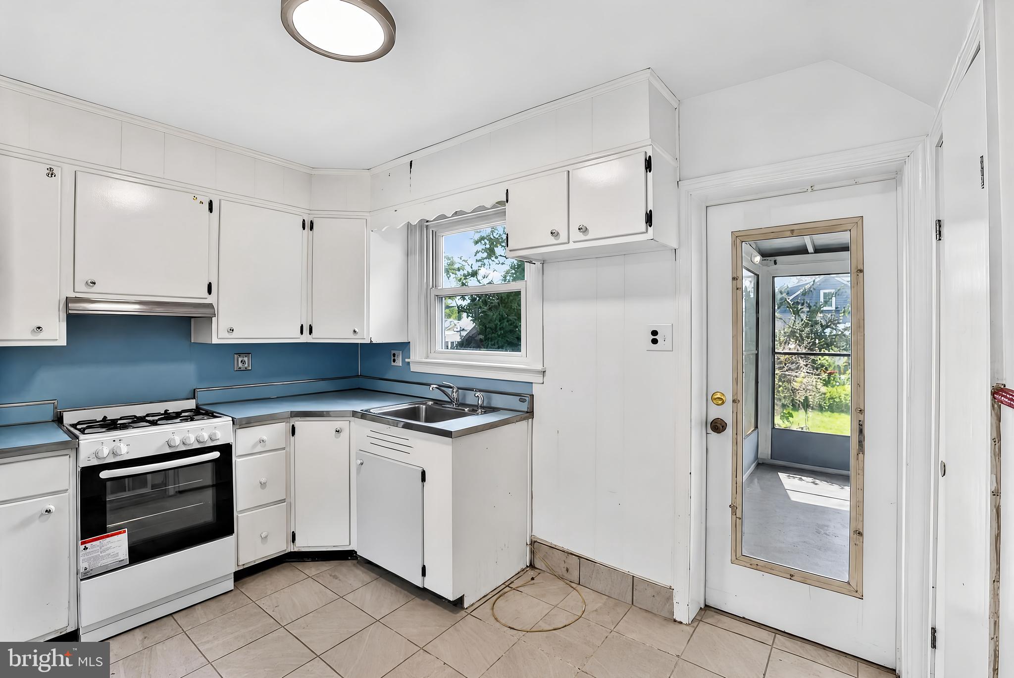 1212 Meadow Road Woodlyn, PA 19094 - Photo 12 of 30 Gallery Image 12