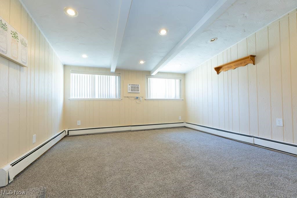 4045 Colony Road South Euclid, OH 44121 - Photo 9 of 25 Beautiful spacious Family Room
