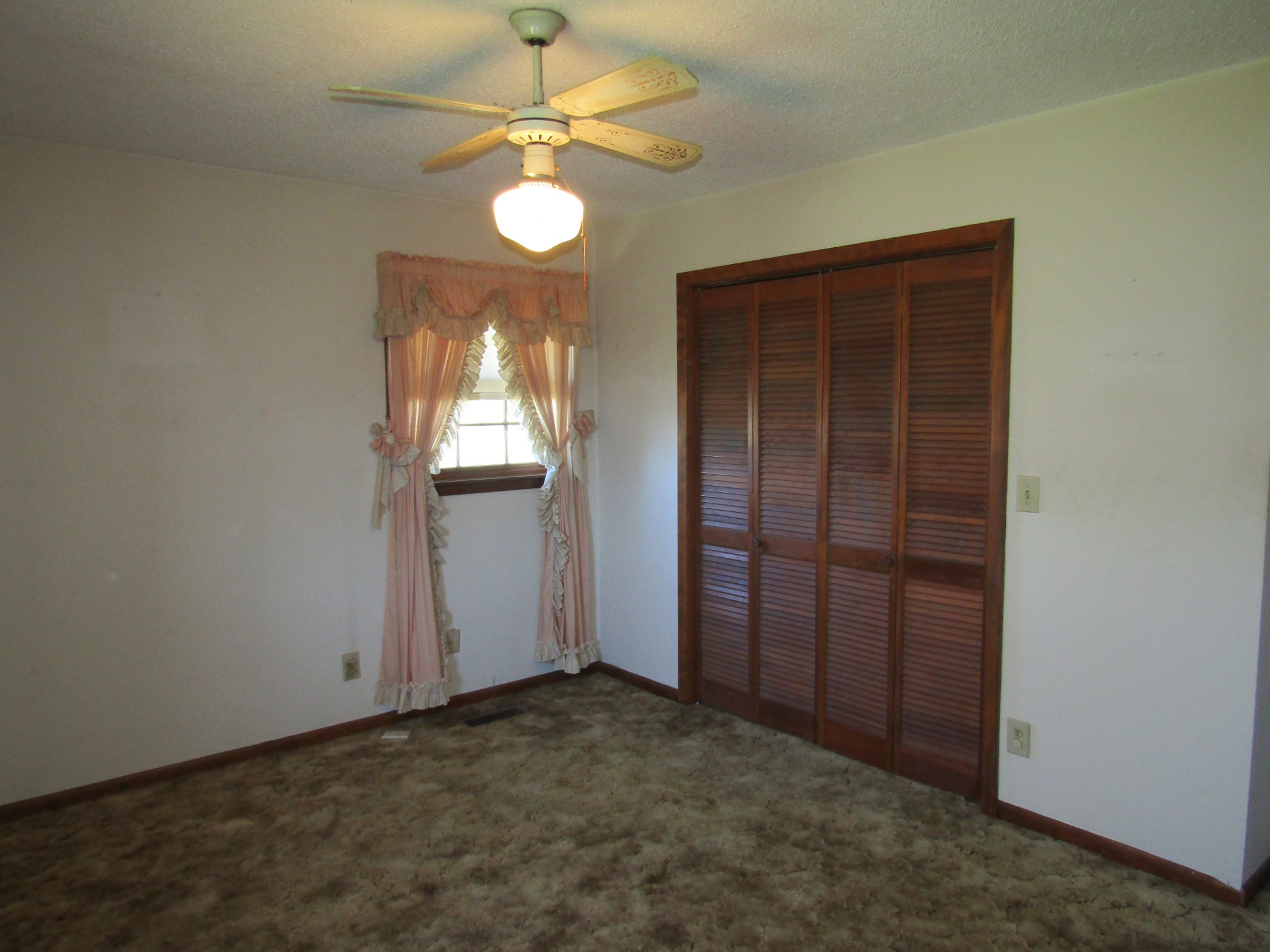 1373 Springplace Road Lewisburg, TN 37091 - Photo 11 of 16 Gallery Image 11